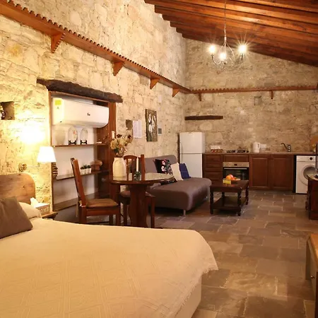 Inn Agrovino Lofou