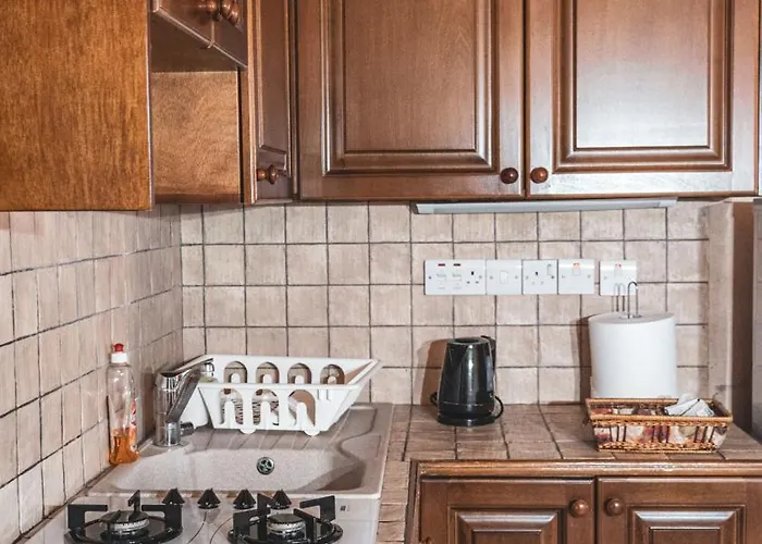 Han/Misafirhane Agrovino Lofou